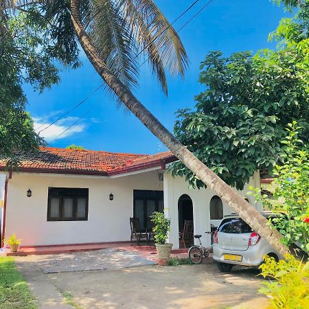 Villa 163 尼甘布 外观 照片