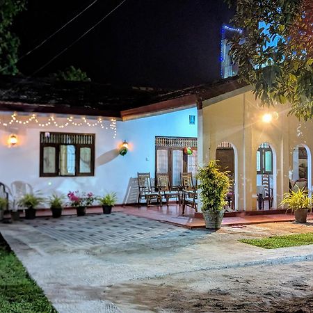 Villa 163 尼甘布 外观 照片