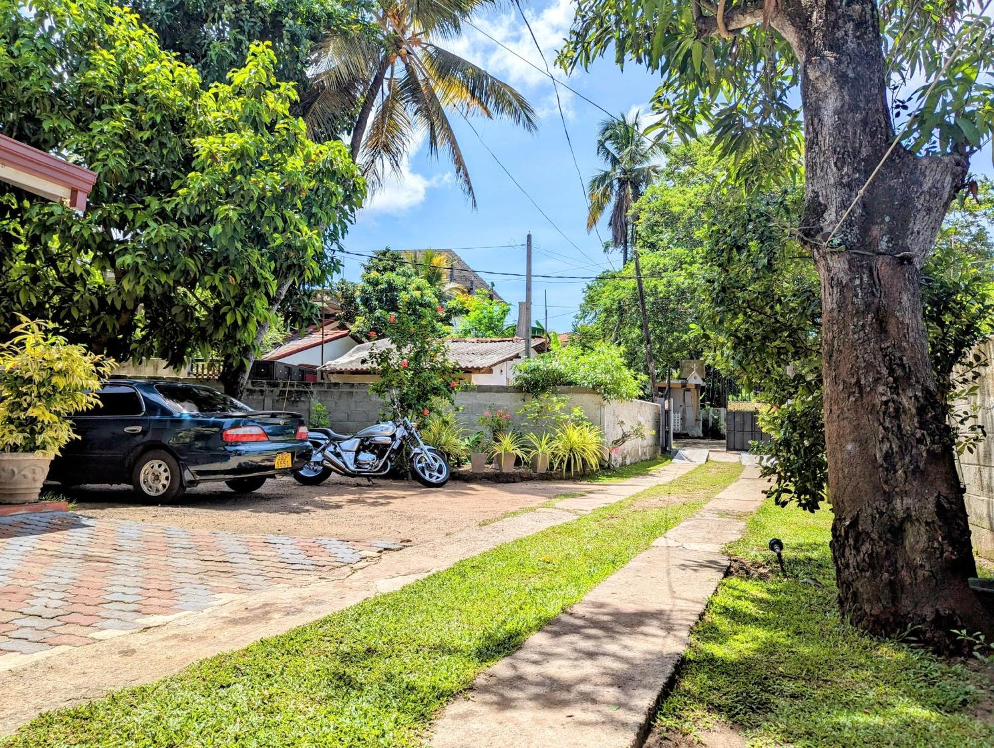 Villa 163 尼甘布 外观 照片